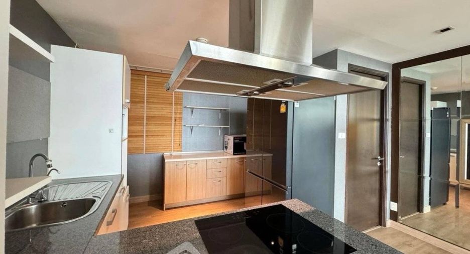 Продажа 2 спальни кондо в Кхлонг Тоеи, Бангкок
