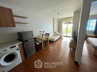 For sale 1 bed condo in Phra Khanong, Bangkok