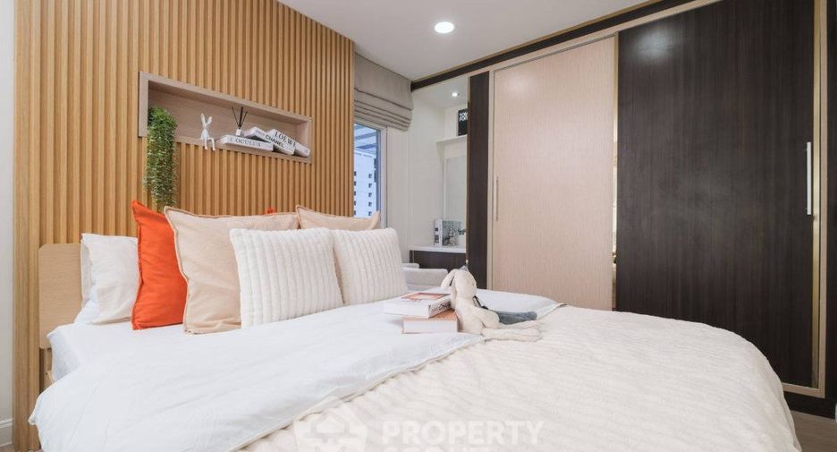 For sale 2 ベッドルーム condo in Khlong San, Bangkok