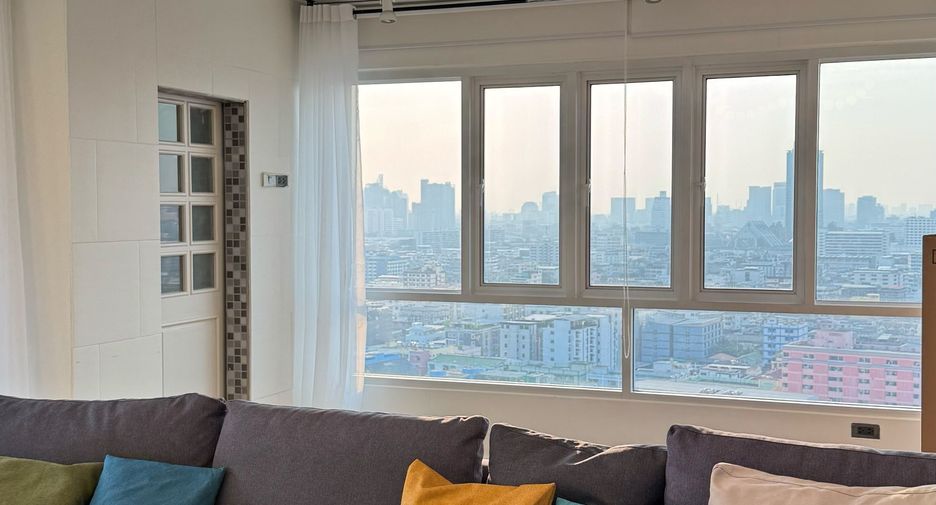 Apartment zur Miete mit 3 Zimmer in Huai Khwang, Bangkok