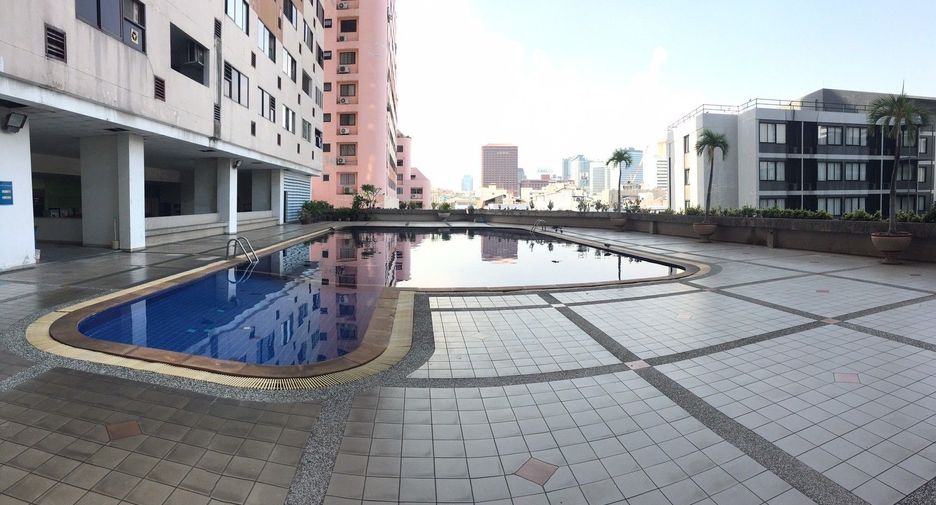 Apartment zur Miete mit 3 Zimmer in Huai Khwang, Bangkok
