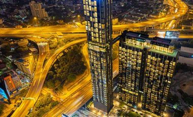 À vendre 1 chambre condo à Khlong Toei, Bangkok