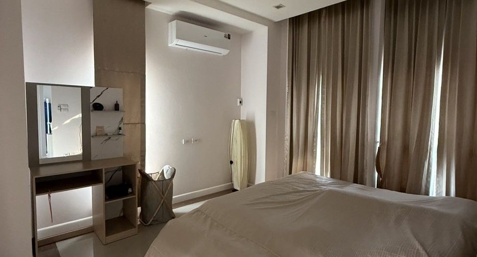 For sale 2 ベッドルーム villa in Bang Saray, Pattaya