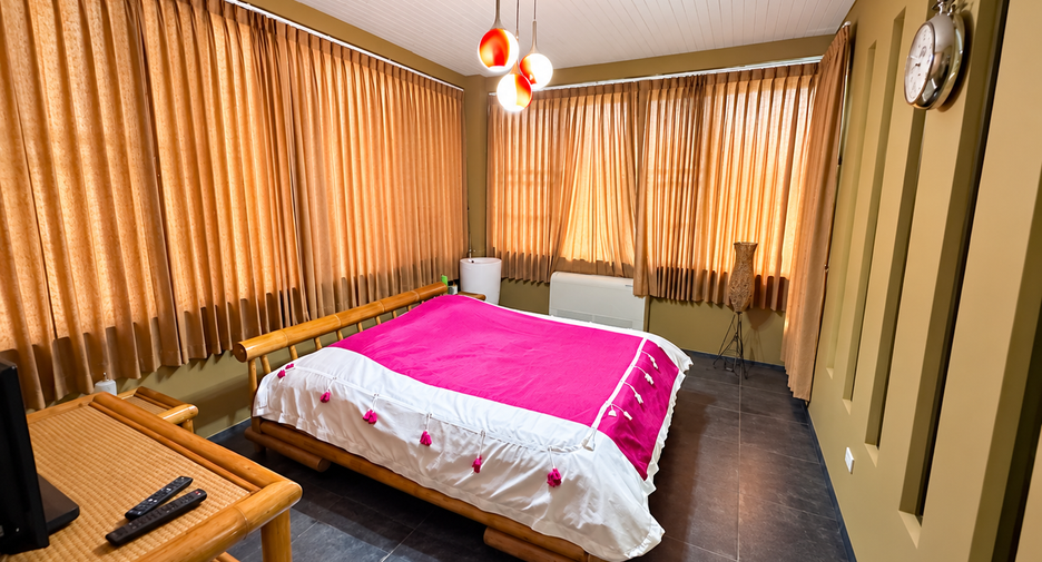 À vendre 6 chambres villa à Hang Dong, Chiang Mai