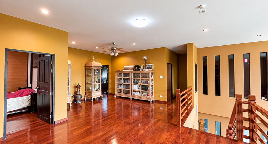 À vendre 6 chambres villa à Hang Dong, Chiang Mai