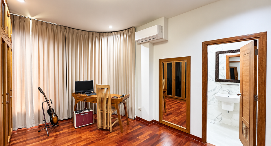 À vendre 6 chambres villa à Hang Dong, Chiang Mai