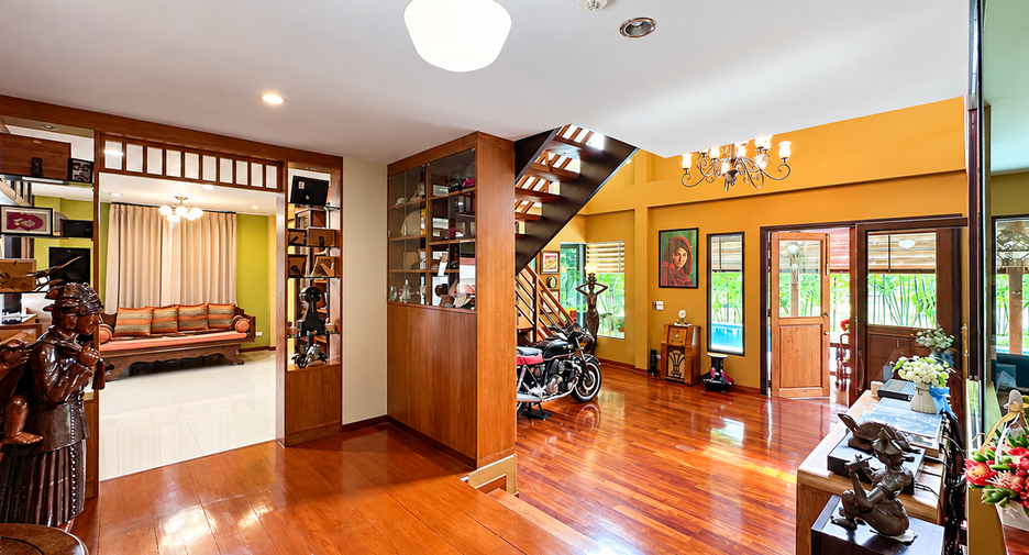 À vendre 6 chambres villa à Hang Dong, Chiang Mai