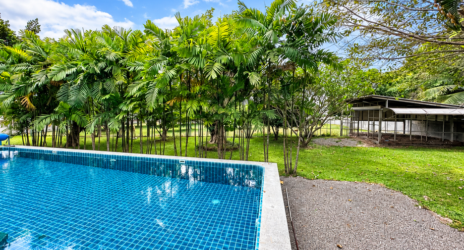 À vendre 6 chambres villa à Hang Dong, Chiang Mai