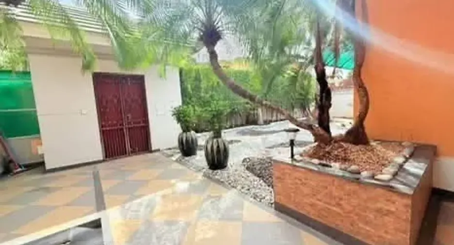 出租 4 卧室 别墅 在 Bang Lamung, Chon Buri