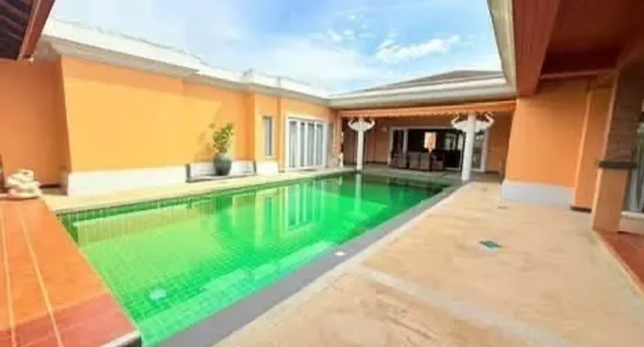 出租 4 卧室 别墅 在 Bang Lamung, Chon Buri