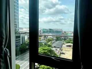 出售 1 卧室 公寓 在 Phasi Charoen, 曼谷