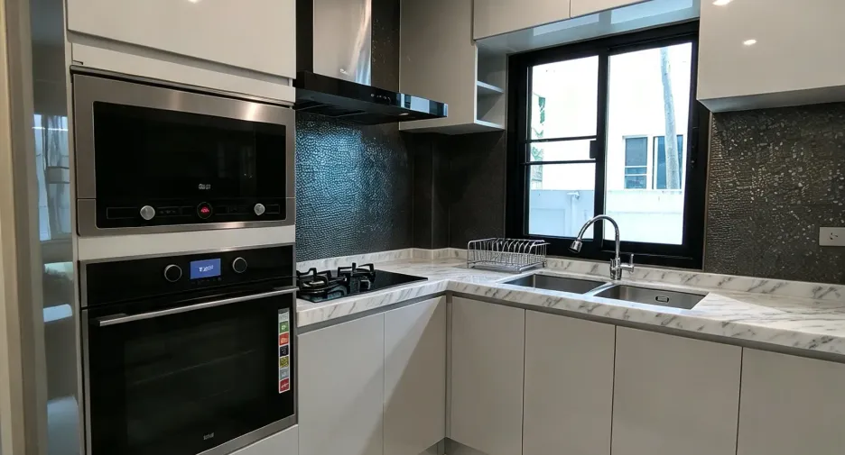 Casa en alquiler de 5 habitaciones en Phra Pradaeng, Samut Prakan