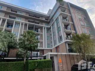 Condo en venta de 2 habitaciones en Khan Na Yao, Bangkok