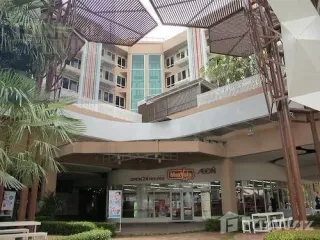 For sale 1 bed condo in Wang Thonglang, Bangkok
