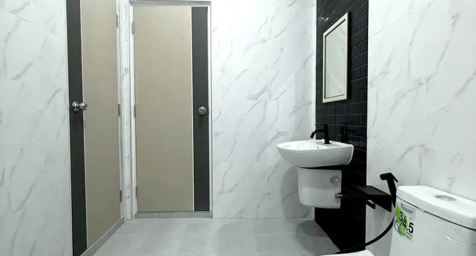 For sale 2 bedrooms house in Mueang Phuket, Phuket
