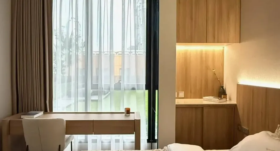 For rent 2 bedrooms condo in Khlong Toei, Bangkok