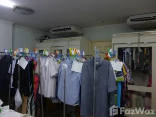 Condo en venta de 2 habitaciones en Bangkok Noi, Bangkok