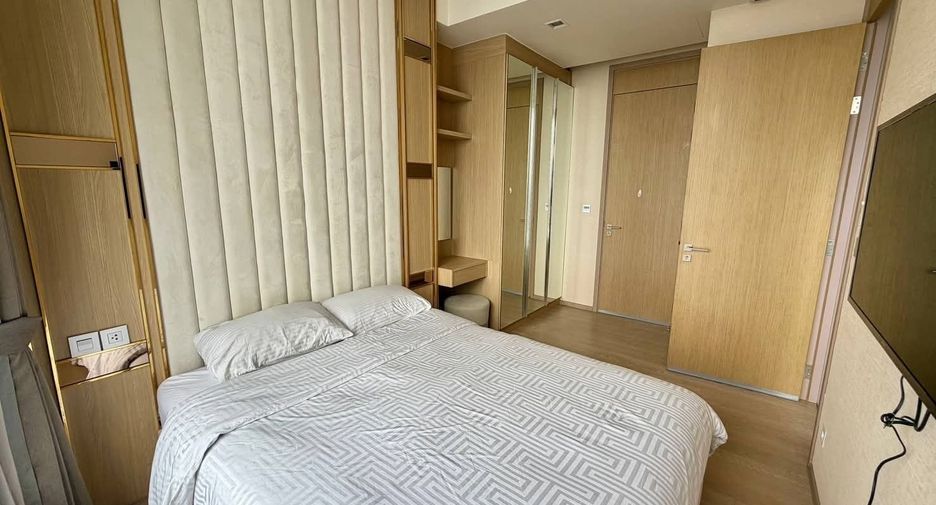 For rent 2 bedrooms condo in Watthana, Bangkok