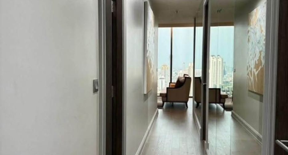 À louer 3 chambres condo à Khlong Toei, Bangkok
