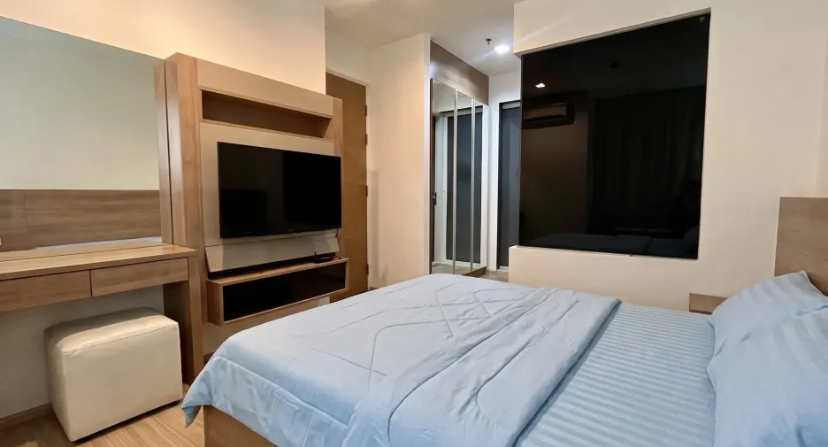 For sale 1 Beds condo in Phra Khanong, Bangkok