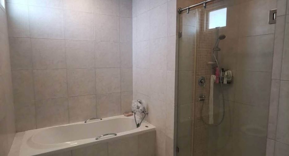 For rent 2 bedrooms condo in Hua Hin, Prachuap Khiri Khan