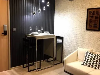 À vendre et à louer 1 chambre condo à Watthana, Bangkok