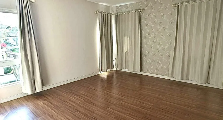出售 公寓 独立屋 在 San Sai, Chiang Mai