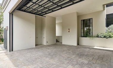 À vendre et à louer 4 chambres villa à Hang Dong, Chiang Mai