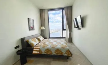 For rent 2 bedrooms condo in Khlong San, Bangkok