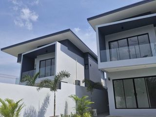 For sale 3 bedrooms villa in Ko Samui, Surat Thani