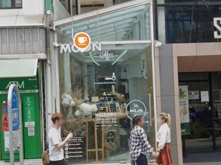 For rent 1 bed retail Space in Bang Rak, Bangkok