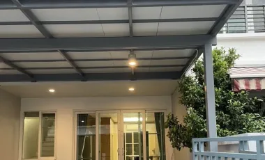 Reihenhaus zur Miete mit 3 Zimmer in Wang Thonglang, Bangkok