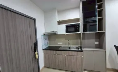 Condo en alquiler de 1 habitaciones en Bang Kapi, Bangkok