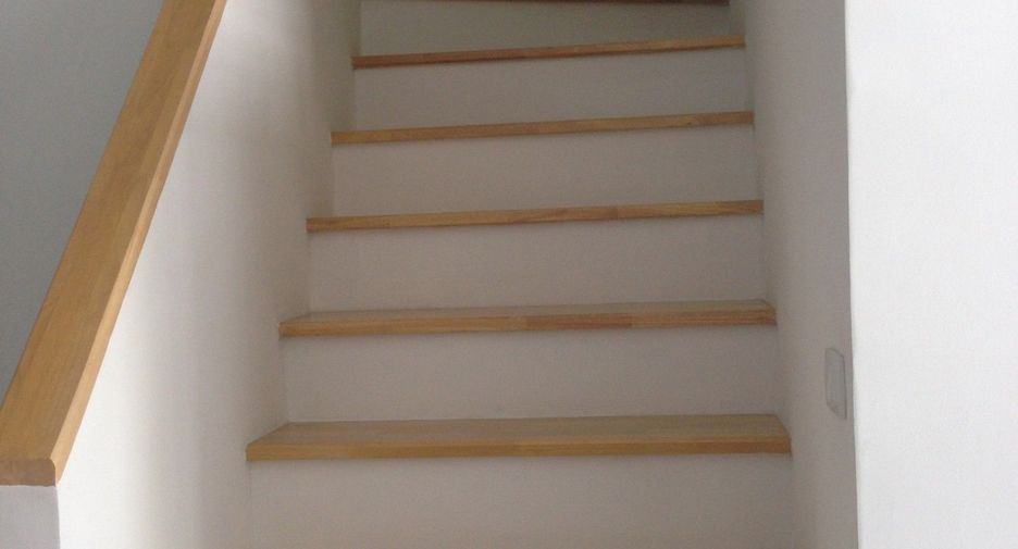 For rent 3 bedrooms townhouse in Nong Khaem, Bangkok
