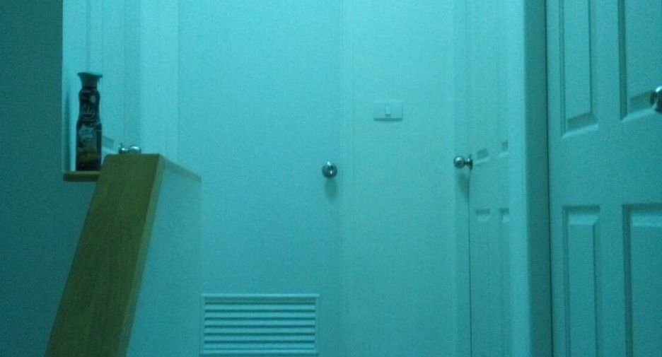 For rent 3 bedrooms townhouse in Nong Khaem, Bangkok
