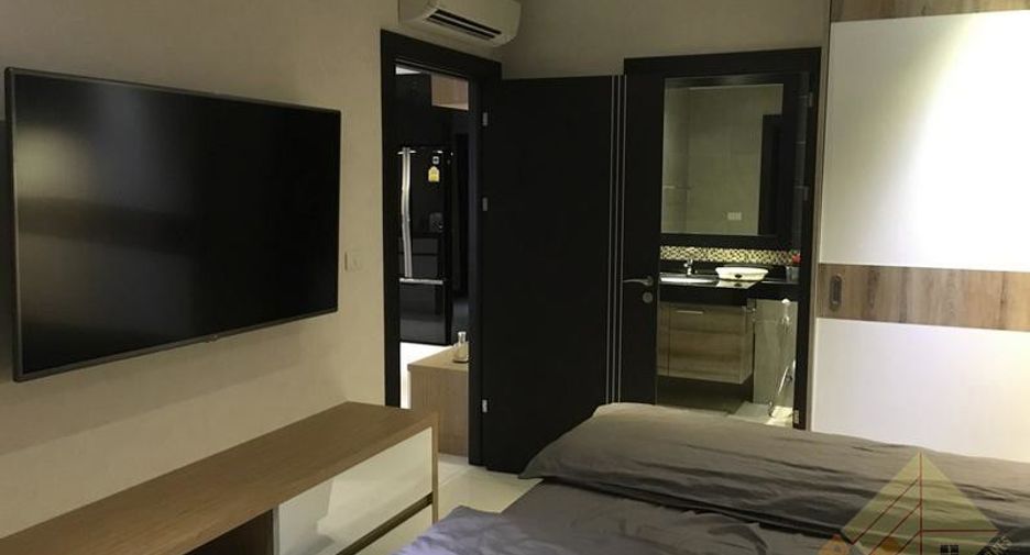 Condo en venta de 2 habitaciones en Bang Saray, Pattaya