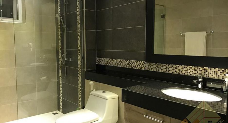 Condo en venta de 2 habitaciones en Bang Saray, Pattaya