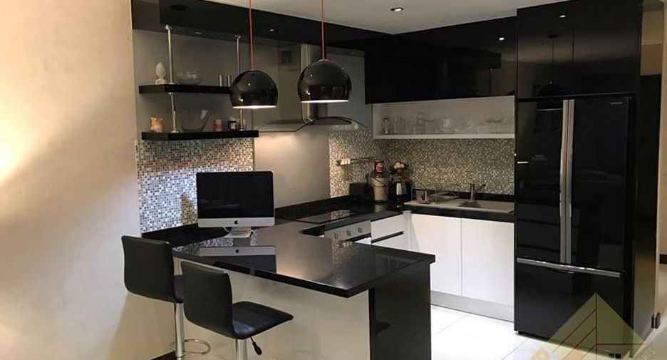 Condo en venta de 2 habitaciones en Bang Saray, Pattaya