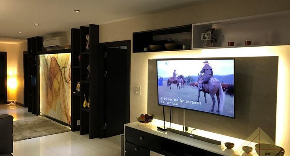 Condo en venta de 2 habitaciones en Bang Saray, Pattaya