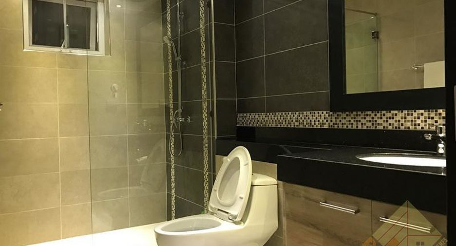 Condo en venta de 2 habitaciones en Bang Saray, Pattaya