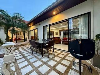 À louer 4 chambres maison à Bang Lamung, Chonburi