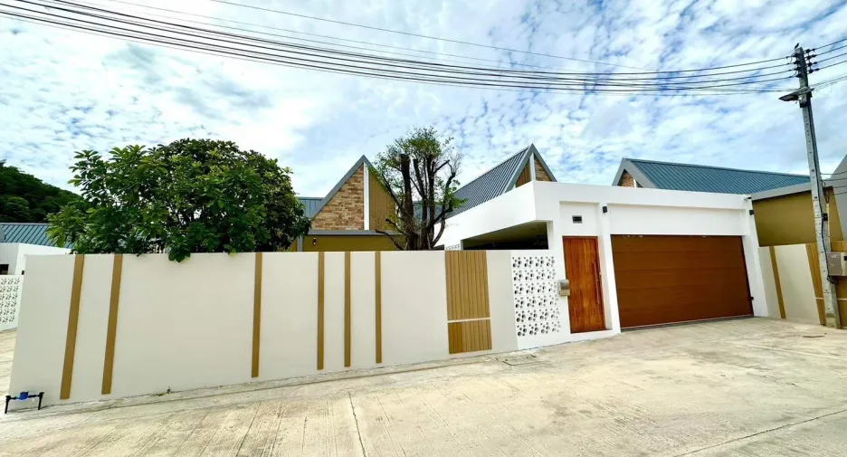 出租 4 卧室 别墅 在 Bang Lamung, Chon Buri
