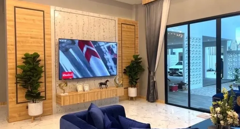 出租 4 卧室 别墅 在 Bang Lamung, Chon Buri