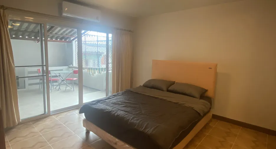 Reihenhaus zur Miete mit 4 Zimmer in Bang Khen, Bangkok