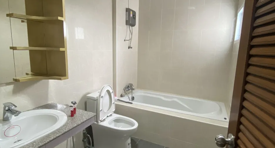 Reihenhaus zur Miete mit 4 Zimmer in Bang Khen, Bangkok
