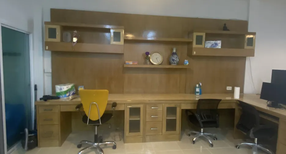 Reihenhaus zur Miete mit 4 Zimmer in Bang Khen, Bangkok