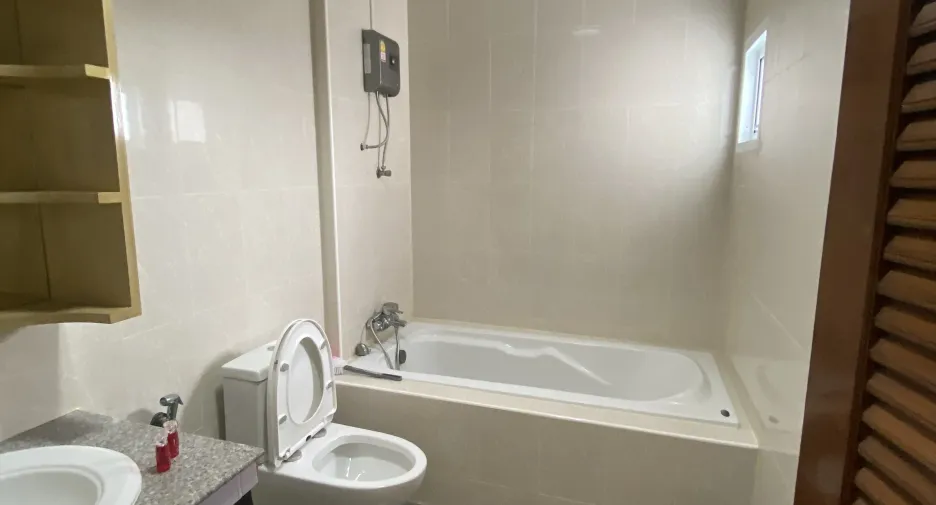 Reihenhaus zur Miete mit 4 Zimmer in Bang Khen, Bangkok