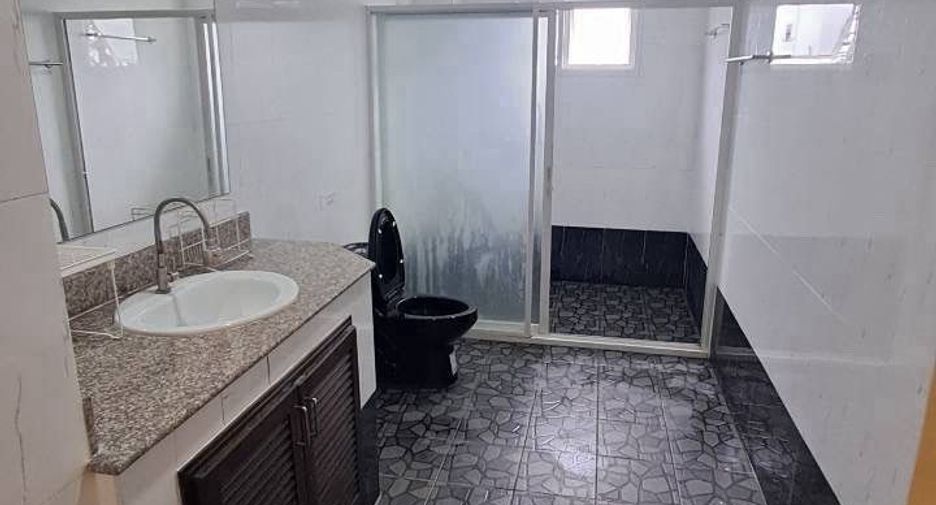 À vendre 2 chambres condo à Mueang Phuket, Phuket