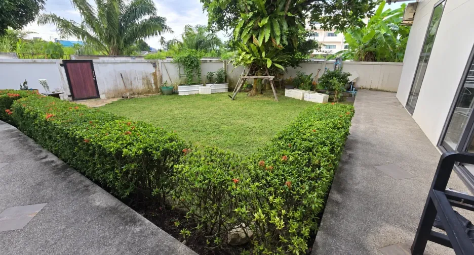 For sale 3 bedrooms house in Mueang Phuket, Phuket