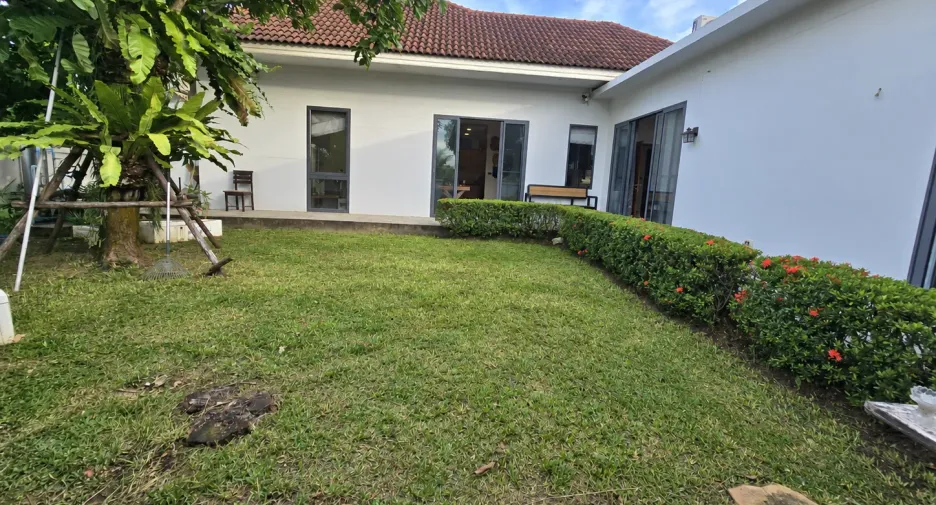 For sale 3 bedrooms house in Mueang Phuket, Phuket